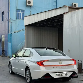Hyundai Sonata 2021