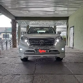 Toyota Land Cruiser Prado 2014