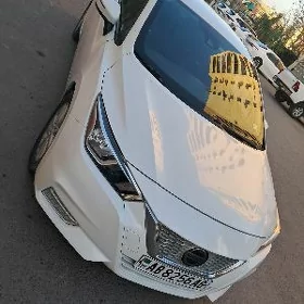 Nissan Versa 2021