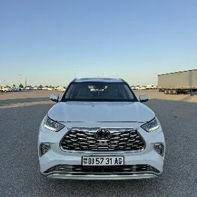 Toyota Highlander 2023