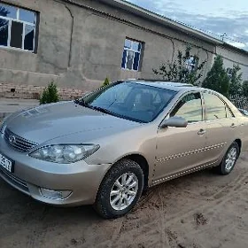 Toyota Camry 2004