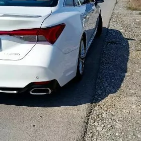 Toyota Avalon 2020