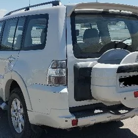 Mitsubishi Pajero 2013