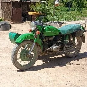 Ural 4320 1995