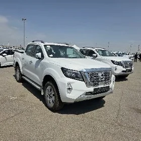 Nissan Navara 2025