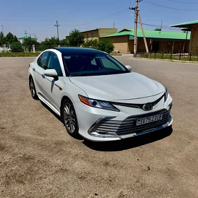 Toyota Camry 2020