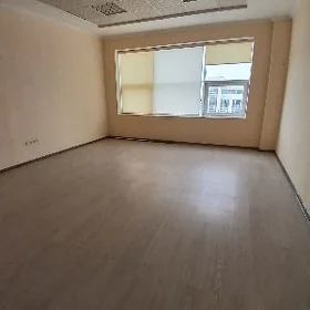 Arenda ofis 2 kom obiznoy
