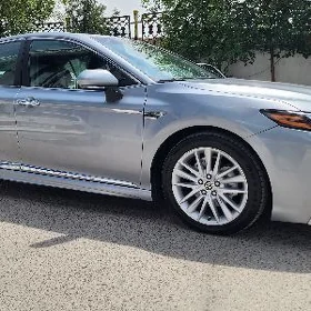 Toyota Camry 2024