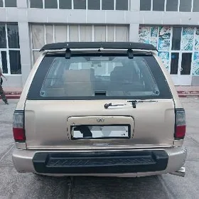 Infiniti QX4 1998