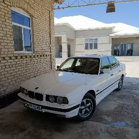 BMW 520 1990