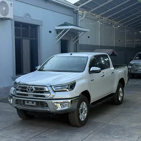 Toyota Hilux 2025