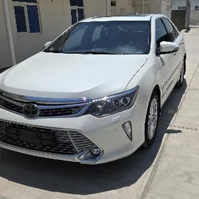 Toyota Camry 2017