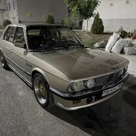 BMW 520 1986