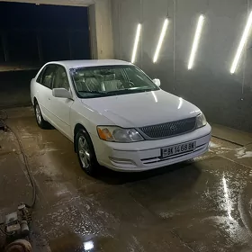 Toyota Avalon 2001