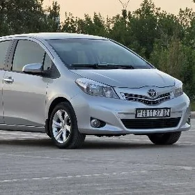 Toyota Yaris 2013