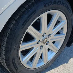 grand 215/55/17