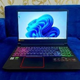 GEMING NITRO V ACER