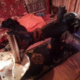 ШВЕЙНАЯ МАШИНА