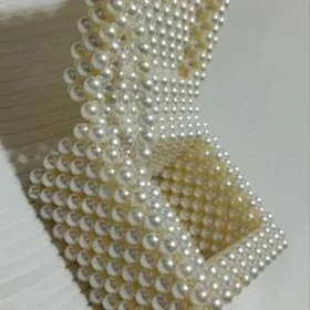 Шкатулка из бусины