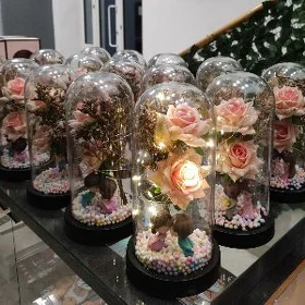Sowgatlyk Gül çüýşede