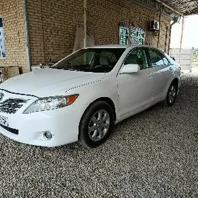 Toyota Camry 2010