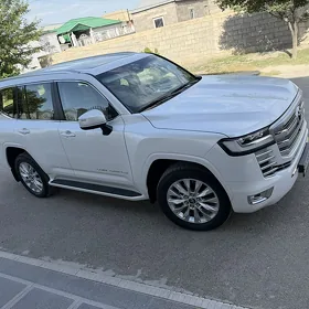Toyota Land Cruiser 2023