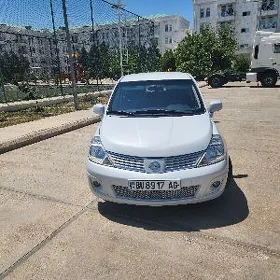 Nissan Versa 2010