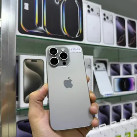 iPhone 15 pro. 256gb. 87%