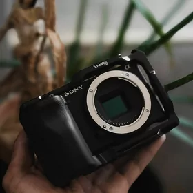 Sony ZV-E10 16-50mm, smallrig