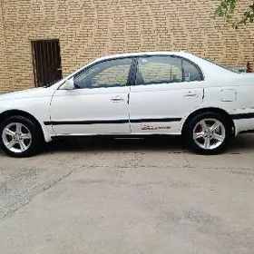 Toyota Corona 1995
