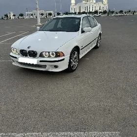 BMW E39 2001