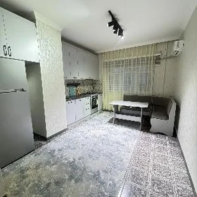 ЛЕНИНА 2 ЭТАЖ 1 КОМНАТА