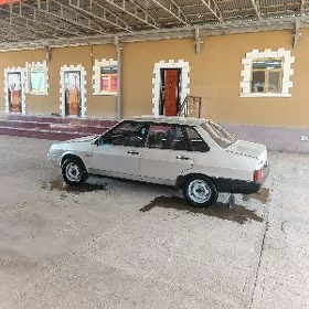 Lada 21099 2004