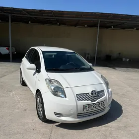 Toyota Yaris 2008