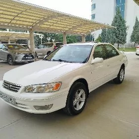 Toyota Camry 2000