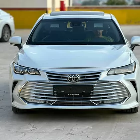 Toyota Avalon 2020