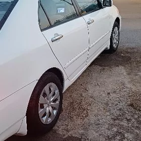 Toyota Corolla 2004