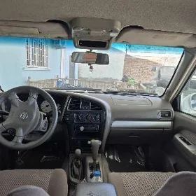 Nissan Pathfinder 2004