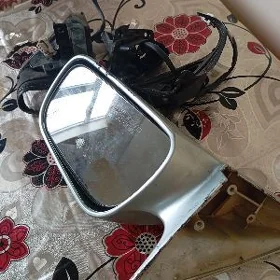 БОКОВОЙ Tayota