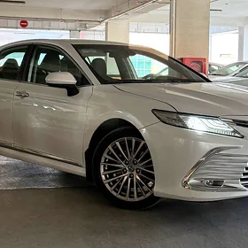 Toyota Camry 2020