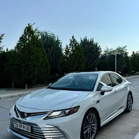 Toyota Camry 2022