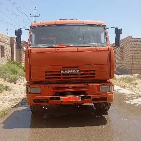 Kamaz 6520 2010