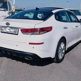 Kia Optima 2019