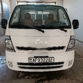 Kia Bongo 2025