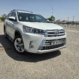 Toyota Highlander 2018