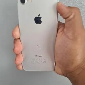 iPhone 7