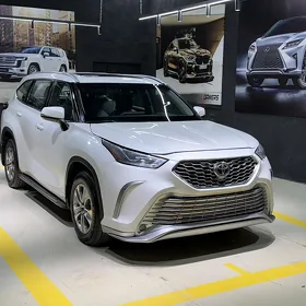 Toyota Highlander 2022