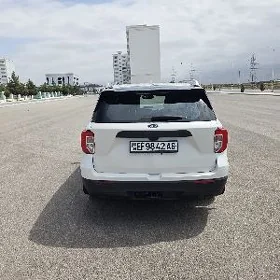 Ford Explorer 2020