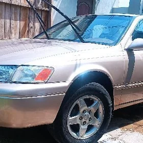 Toyota Camry 1998