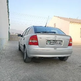 Opel Astra 2001